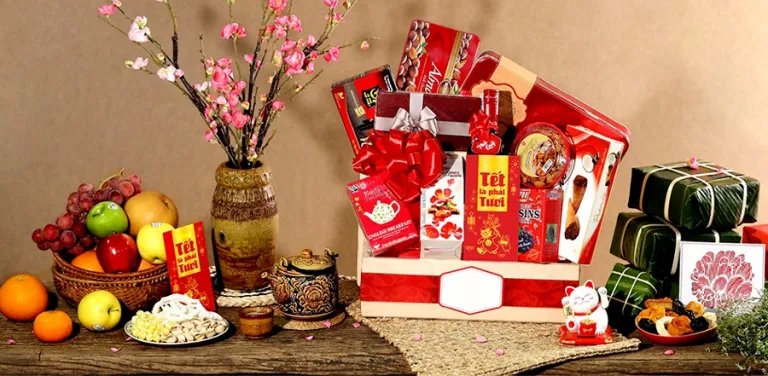 Tặng Quà Tết Cho Nhân Viên Có Cần Thiết Không?